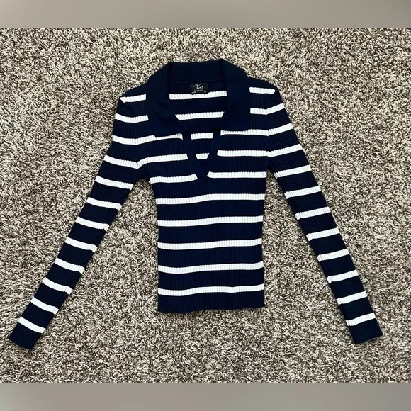 Milk And Honey Knitwear Blue And White striped Top Size M (0714) - Picture 2 of 13